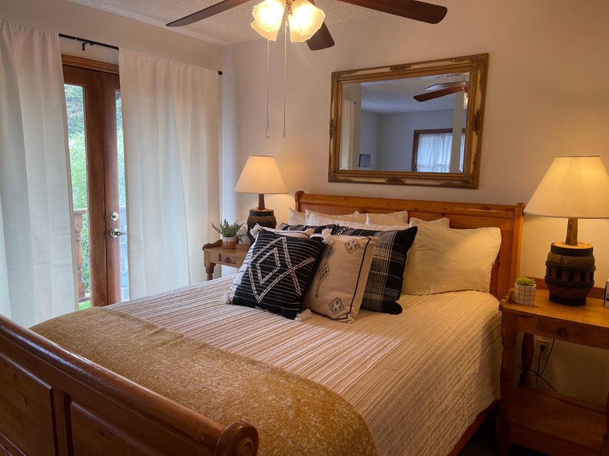 Lady Victoria House With High Speed Wifi Villa Red River Exterior photo